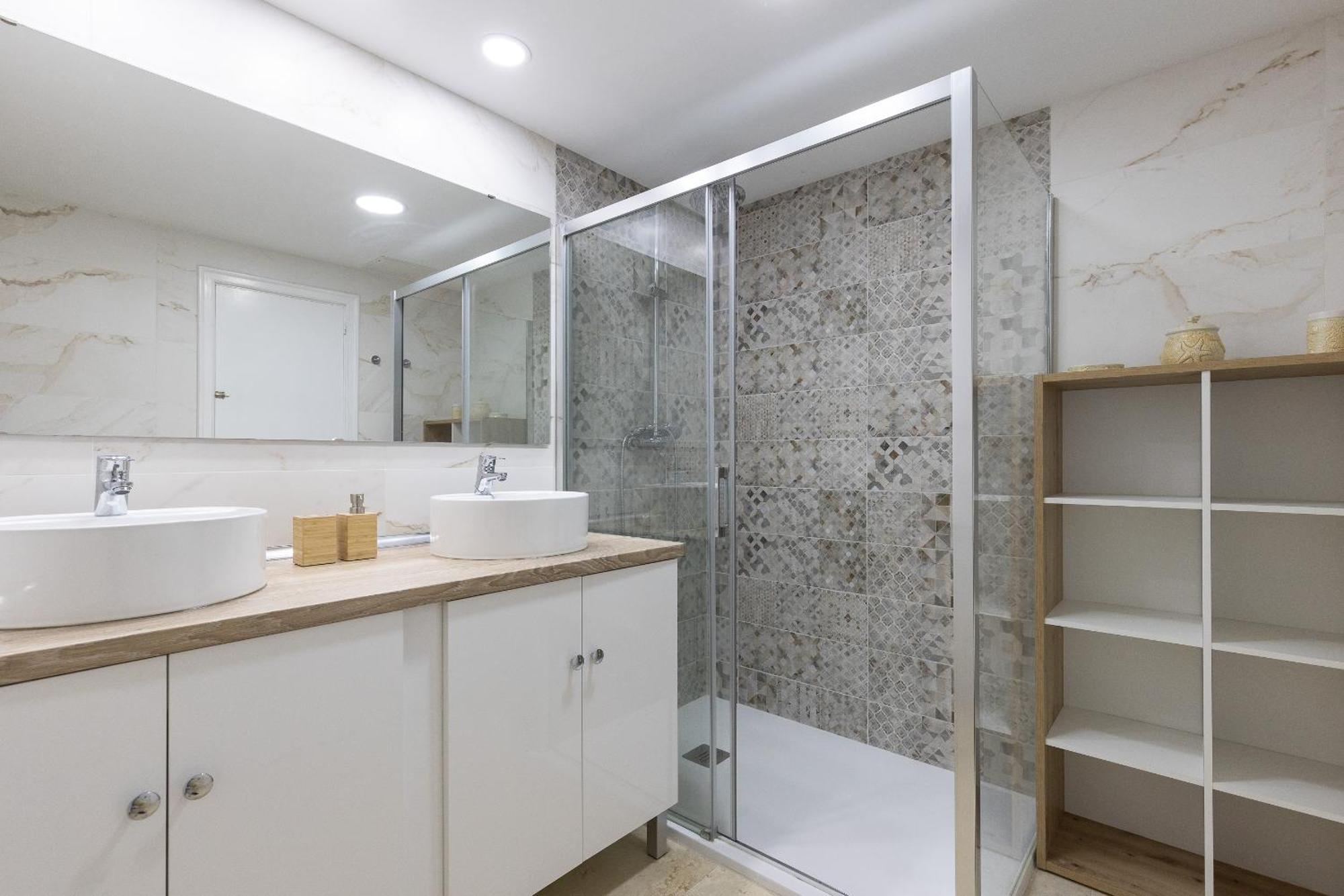 Uhc Michelangelo Apartments サロウ エクステリア 写真