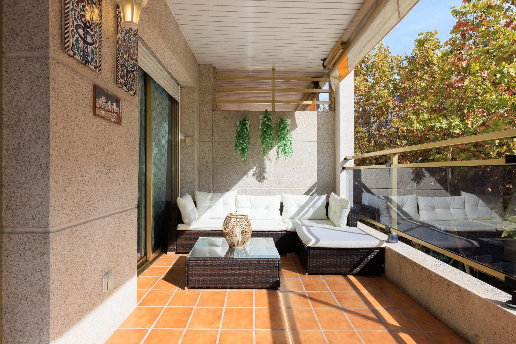 Uhc Michelangelo Apartments サロウ 部屋 写真